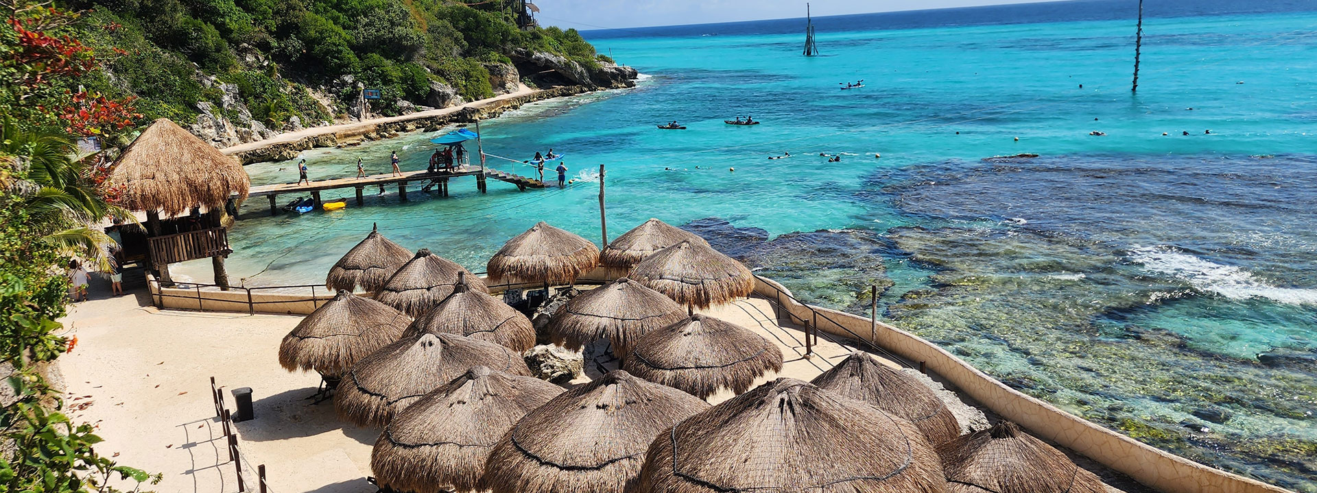 이쉘 여신상 / 이슬라 무헤레스 전경